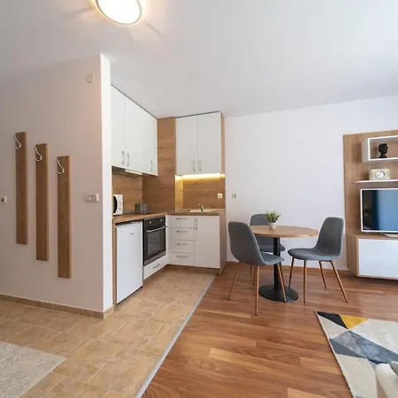 Pirin Sense Modern - - Parking - Bbq Appartamento Bansko